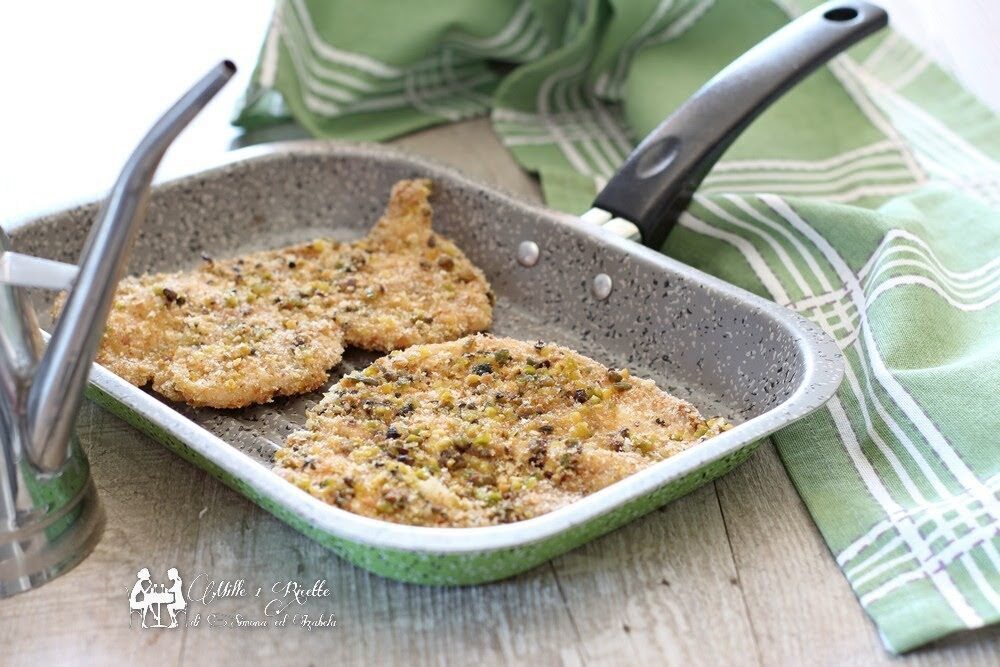 Petto di pollo al pistacchio cotto in forno