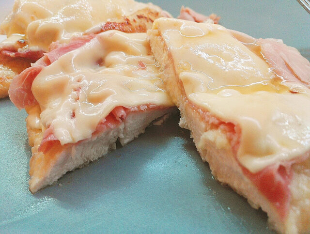 Petto di pollo alla valdostana