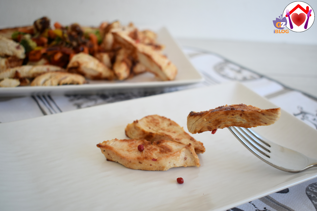 Petto di pollo con lime e pepe rosa