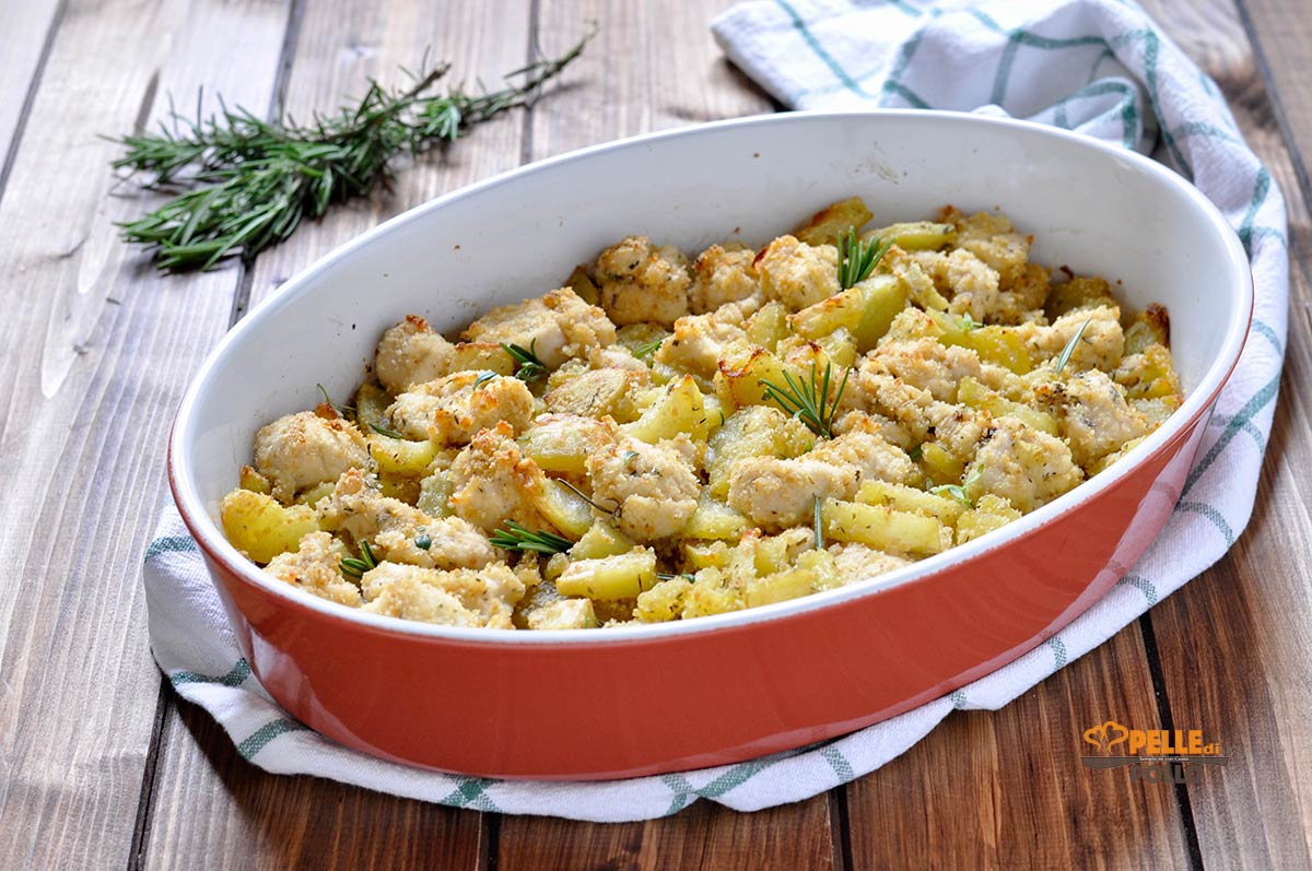 Petto di pollo sabbioso con patate al forno