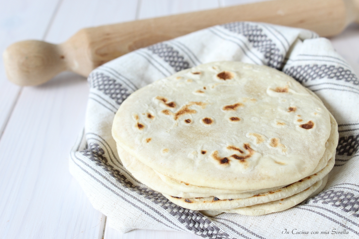 Piadina romagnola tradizionale