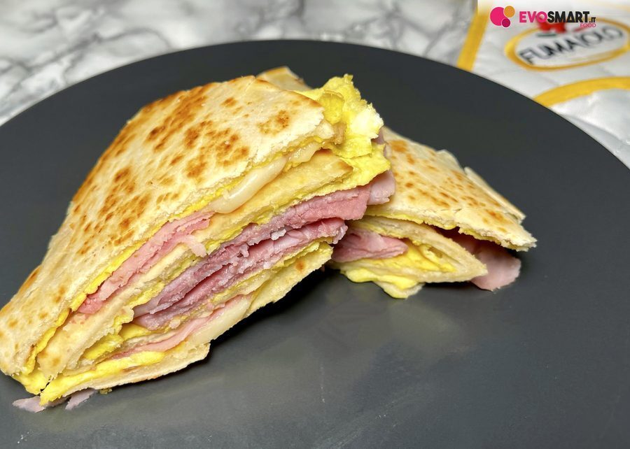 Piadina sottile del fumaiolo: semplice e tradizionale