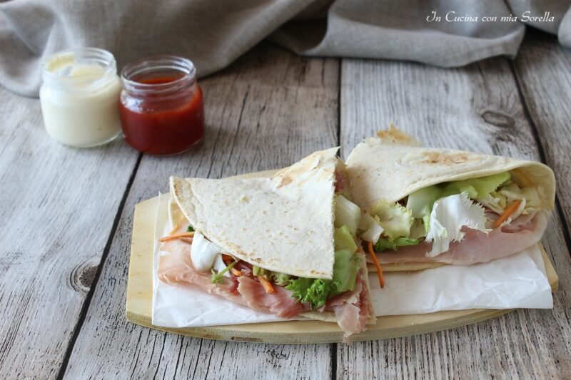 Piadine al prosciutto scamorza e insalata
