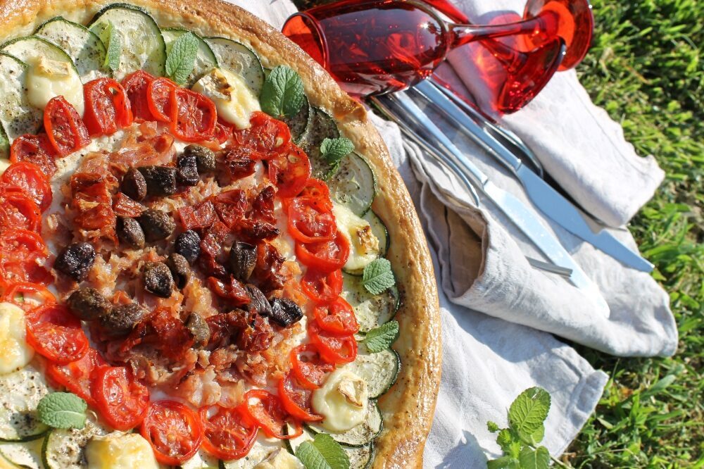 Picnic con torta salata