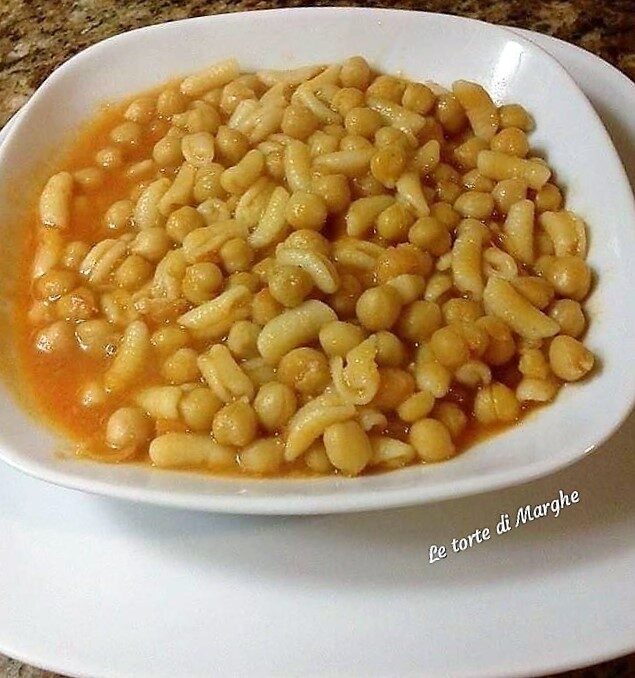 Pisarei con ceci saporito e gustoso