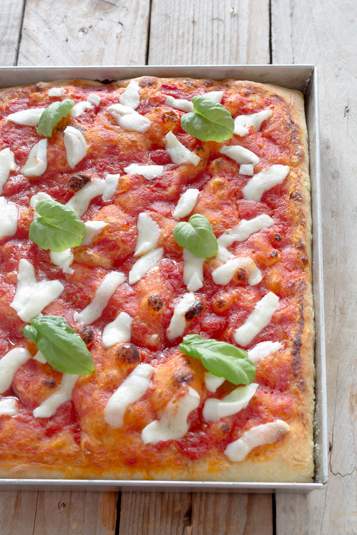 Pizza a lunga lievitazione (impasto Bonci)