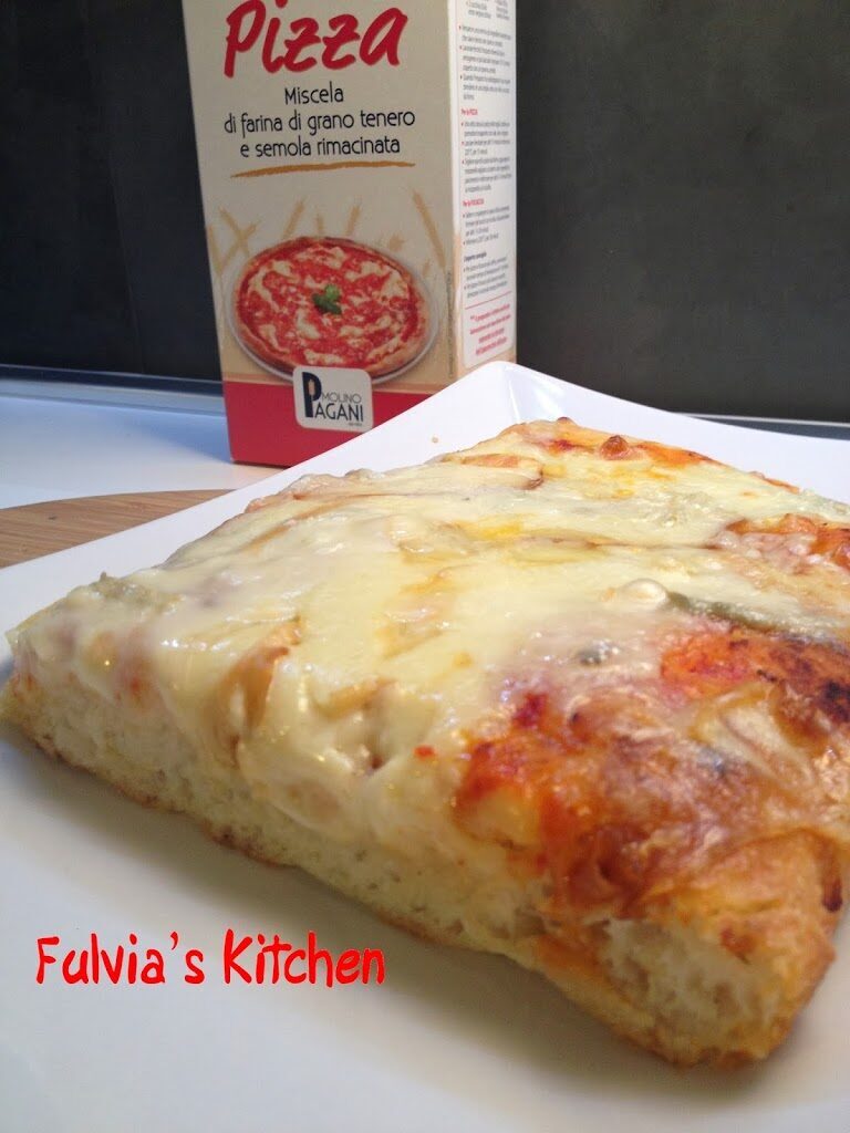 Pizza ai 4 formaggi a lievitazione mista