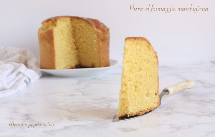 Pizza al formaggio marchigiana