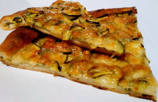 Pizza alle zucchine