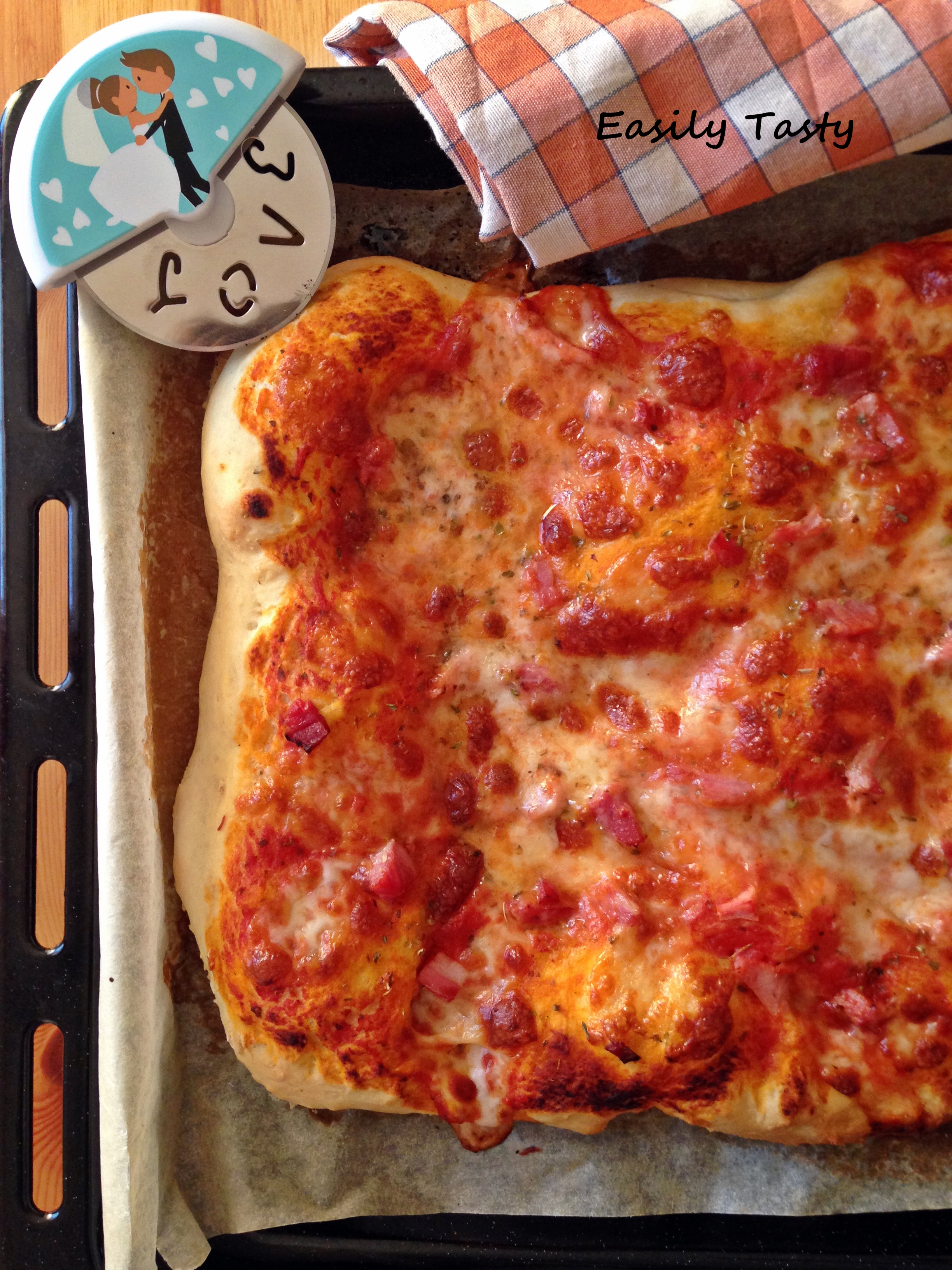 Pizza alta a lievitazione veloce