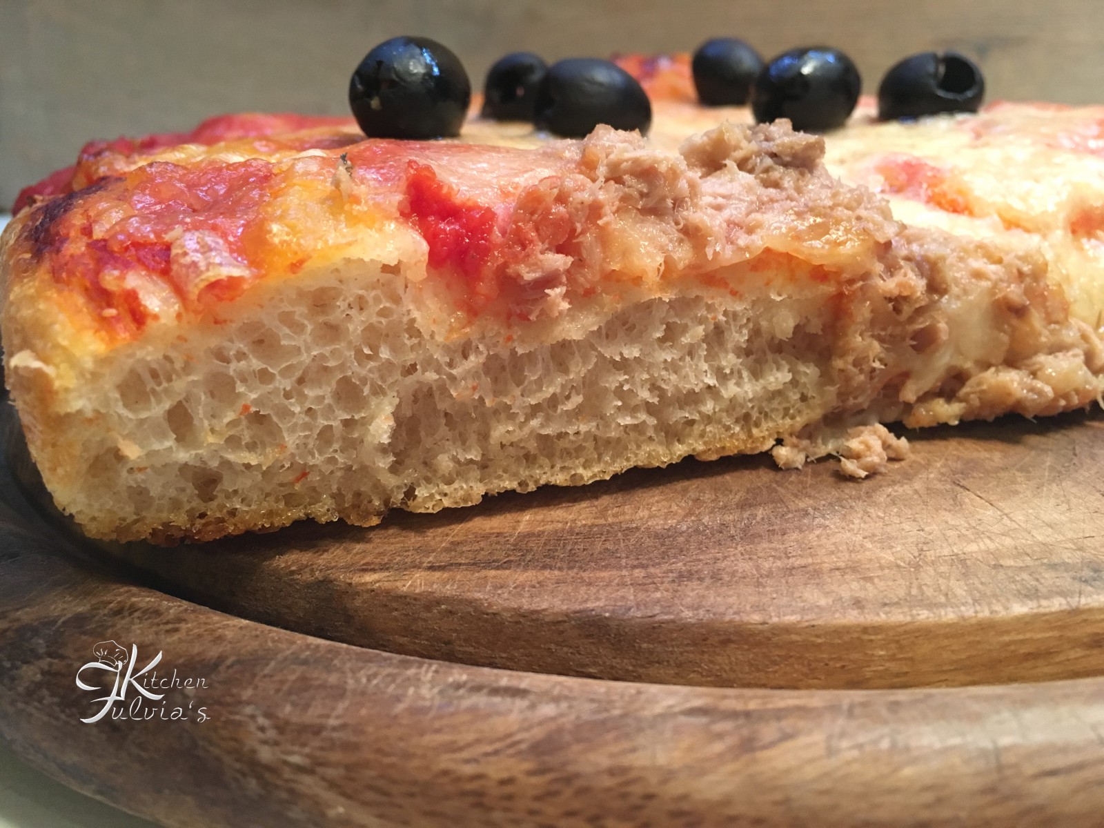 Pizza altissima con lievito di birra e biga