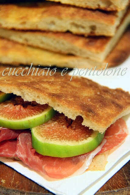 Pizza bianca prosciutto e fichi