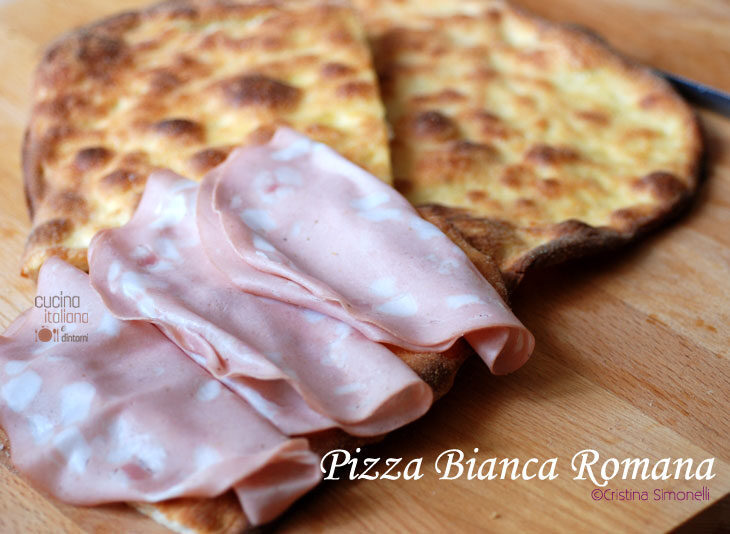 Pizza bianca romana – il mio articolo per il calendario del cibo di aifb