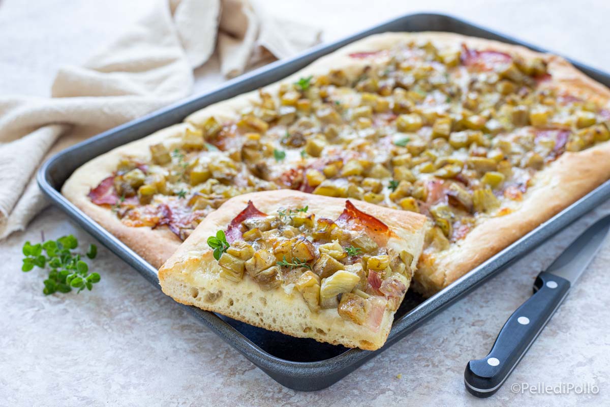 Pizza con melanzane e speck