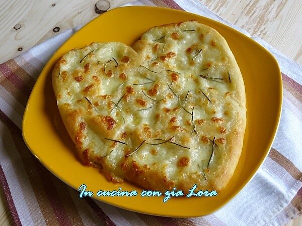 Pizza cuore per san valentino