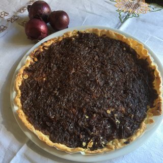 Pizza di cipolle di tropea: buona da morire