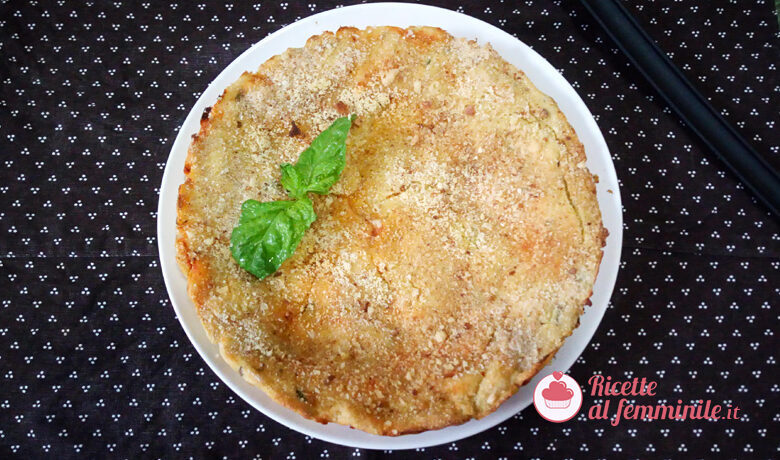 Pizza di patate con pomodoro e mozzarella senza glutine
