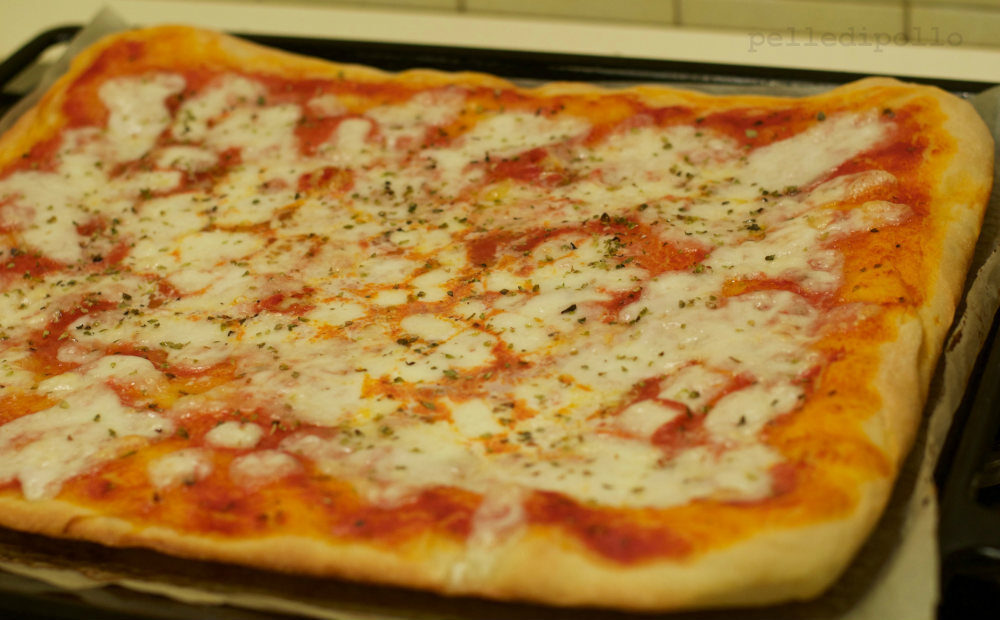Pizza fatta in casa ricetta base