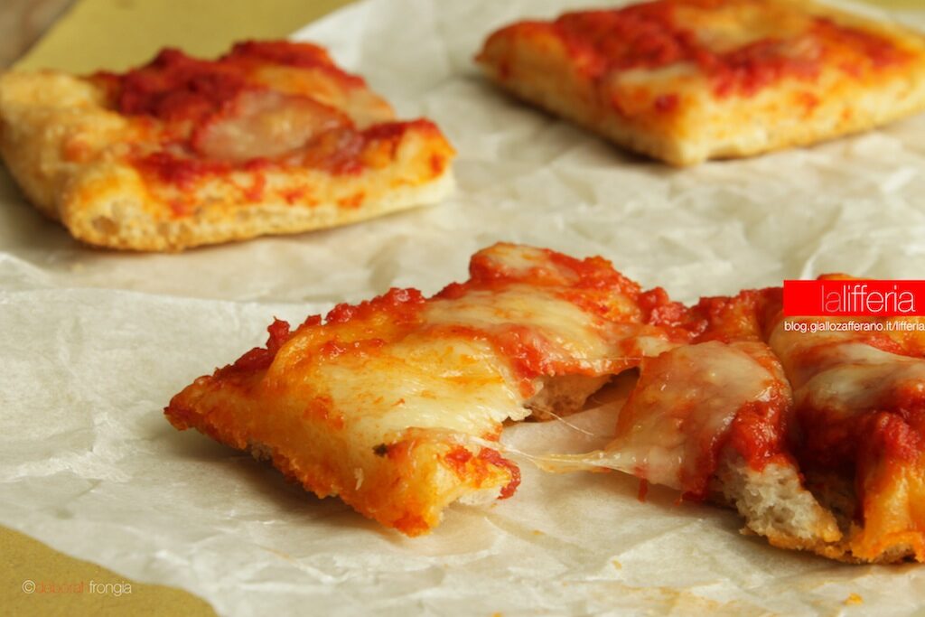 Pizza in teglia