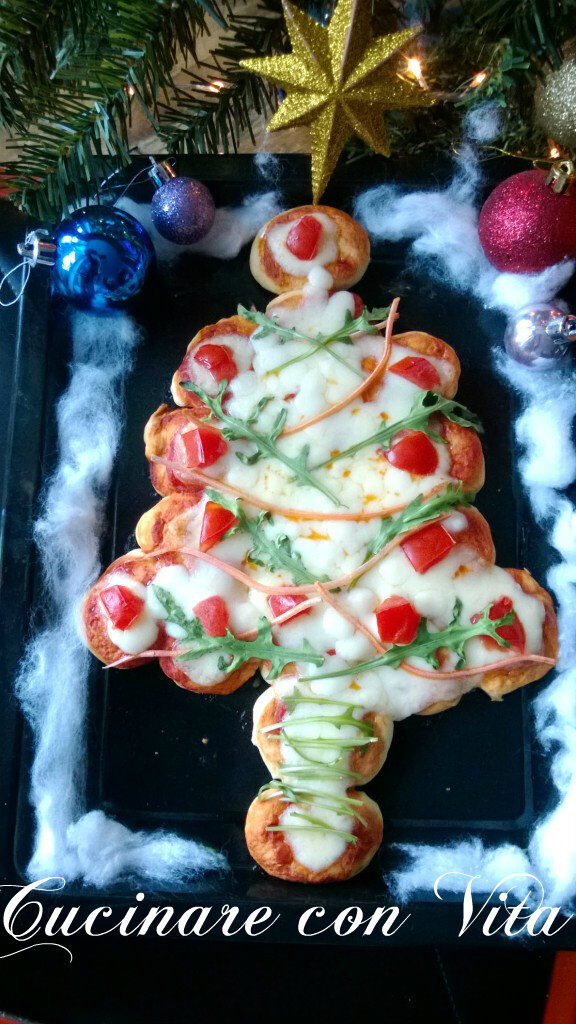 Pizza natalizia