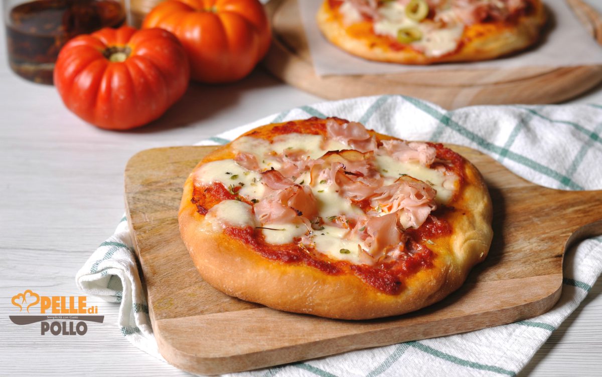 Pizzette con impasto rosticceria