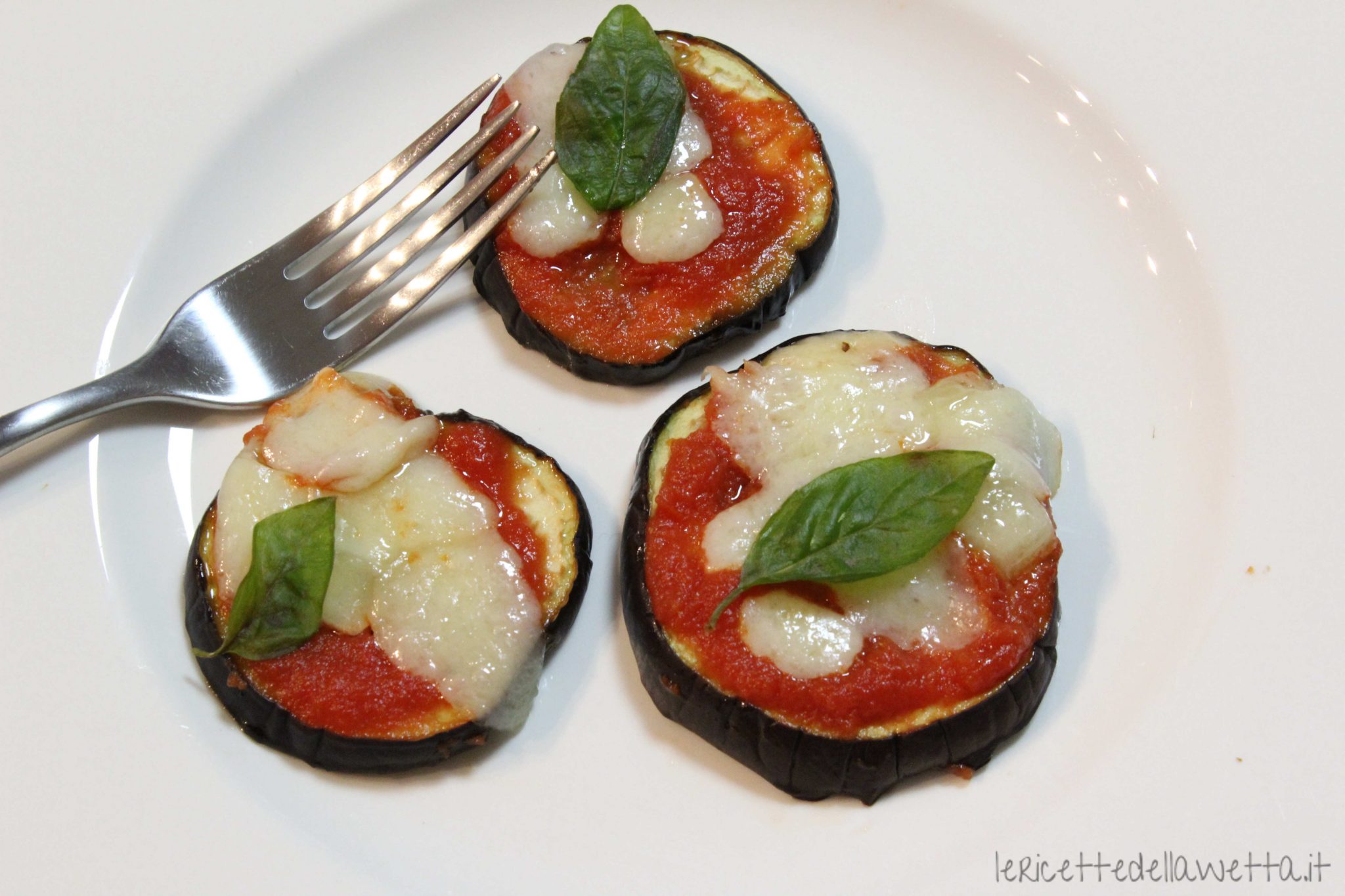 Pizzette di melanzane
