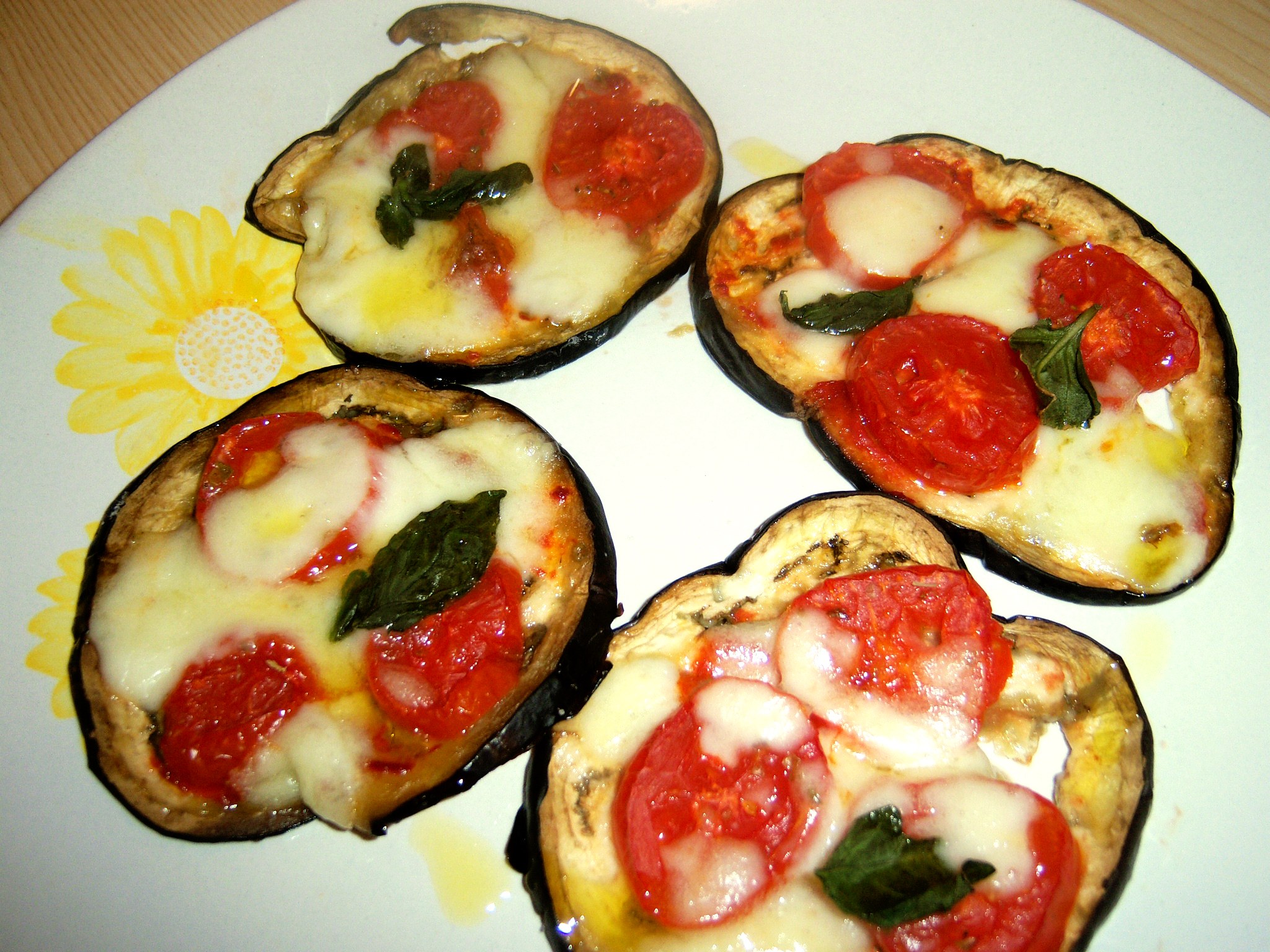 Pizzette di melanzane