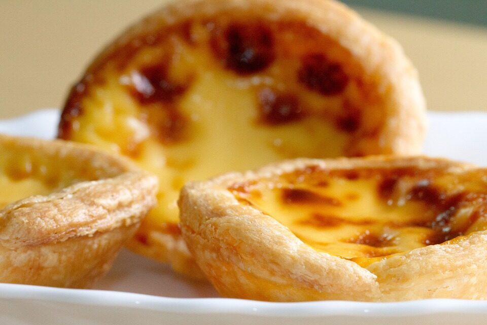 Pizzette di sfoglia con mozzarella di bufala