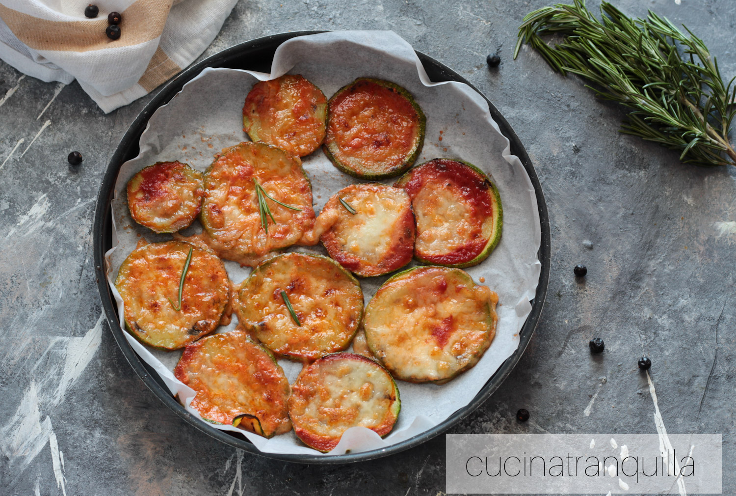 Pizzette di zucchine tonde