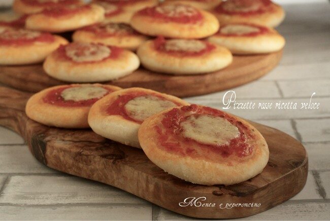 Pizzette rosse ricetta veloce