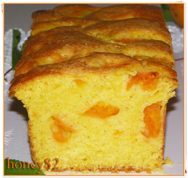 Plum cake alle albicocche