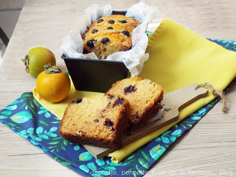 Plumcake al caco e mirtilli