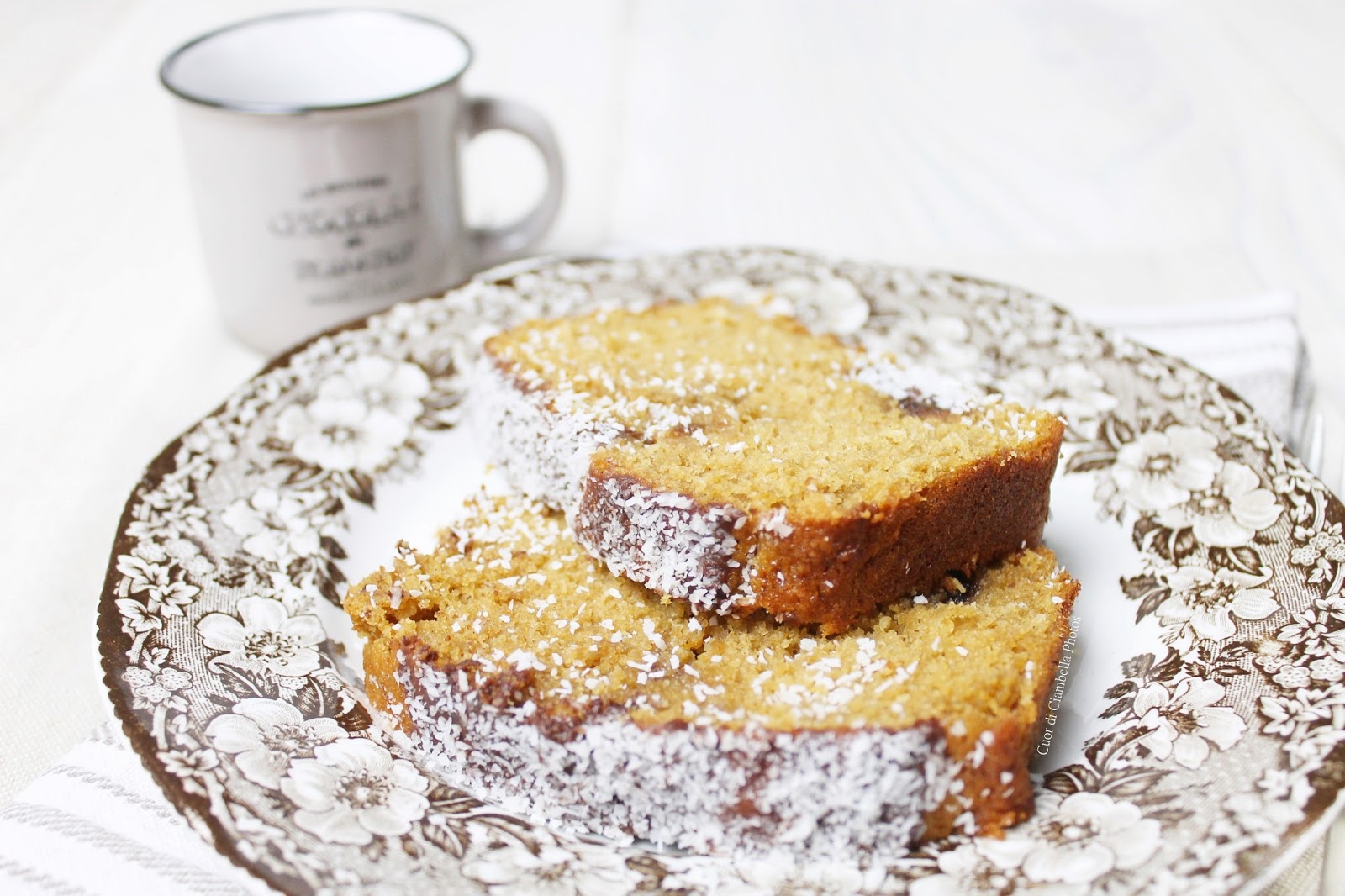 Plumcake al  cocco e crema di nocciole (conoscete lo zucchero di cocco?)