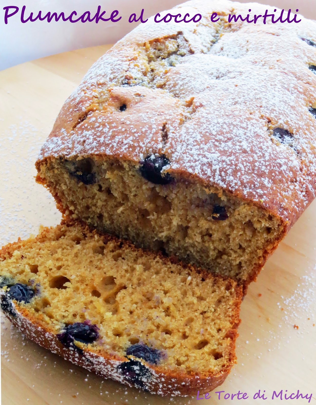 Plumcake al cocco e mirtilli