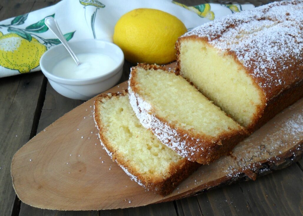 Plumcake al limone e yogurt