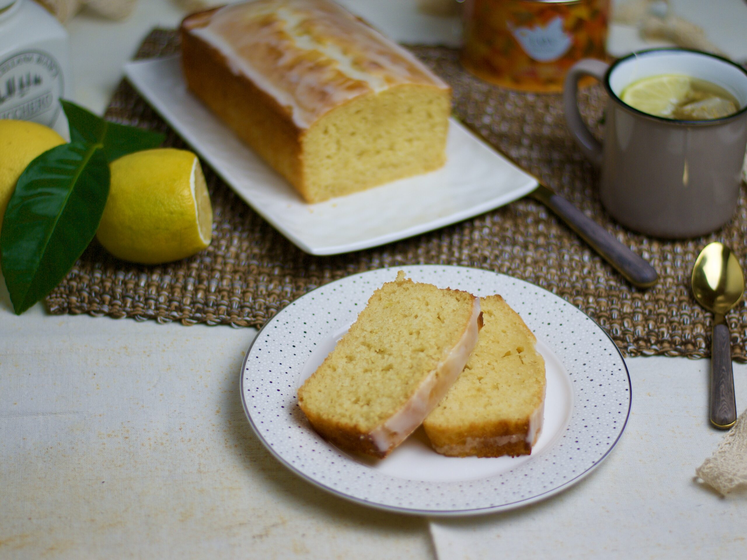 Plumcake al limone, la colazione facile e genuina!