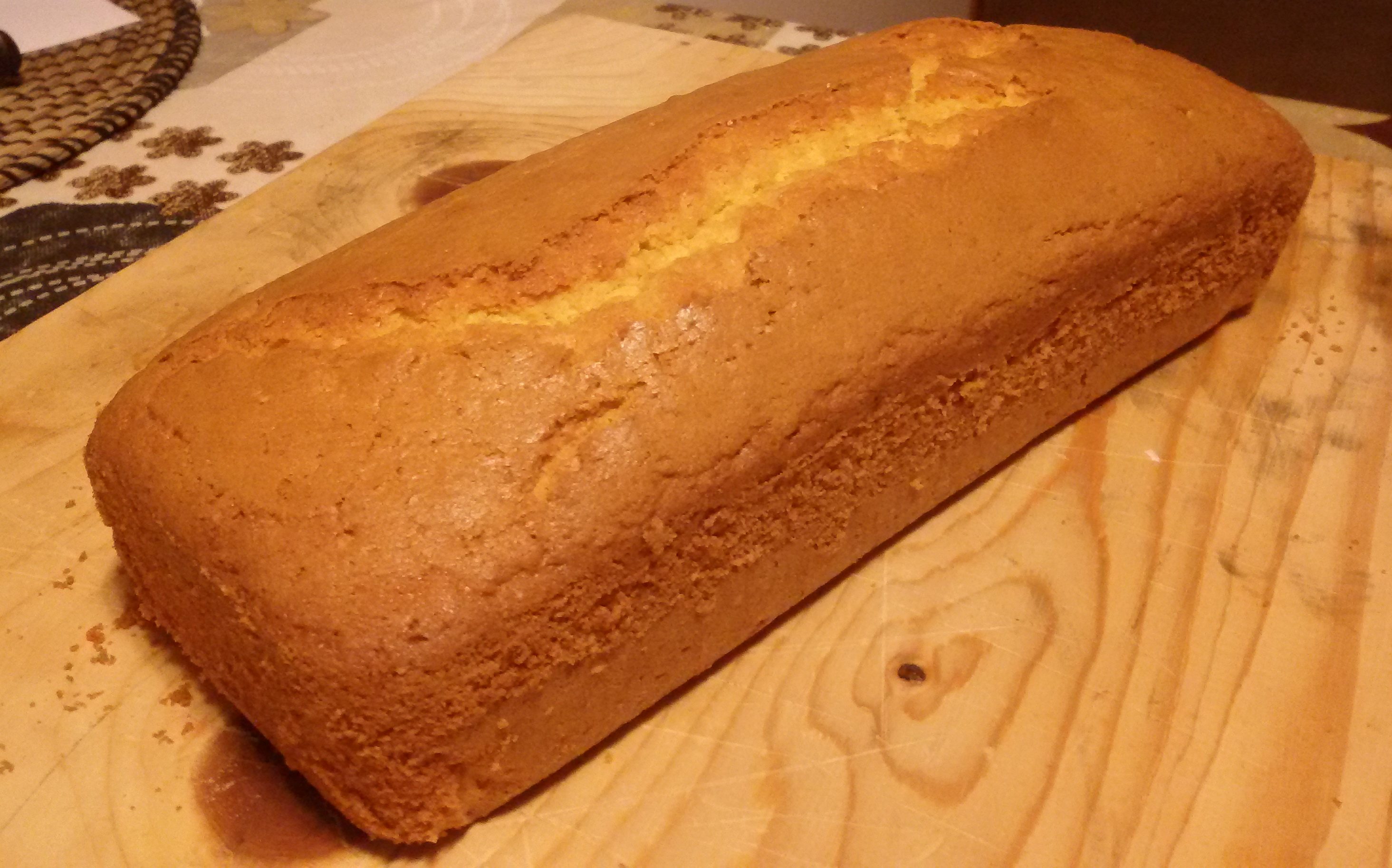 Plumcake alla panna acida e scorzette di agrumi