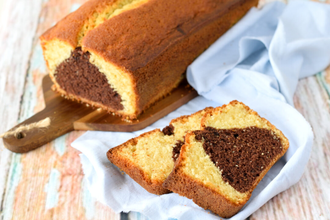 Plumcake bicolore allo yogurt e cacao