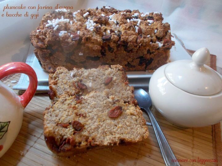 Plumcake con farina d’avena e bacche di goji