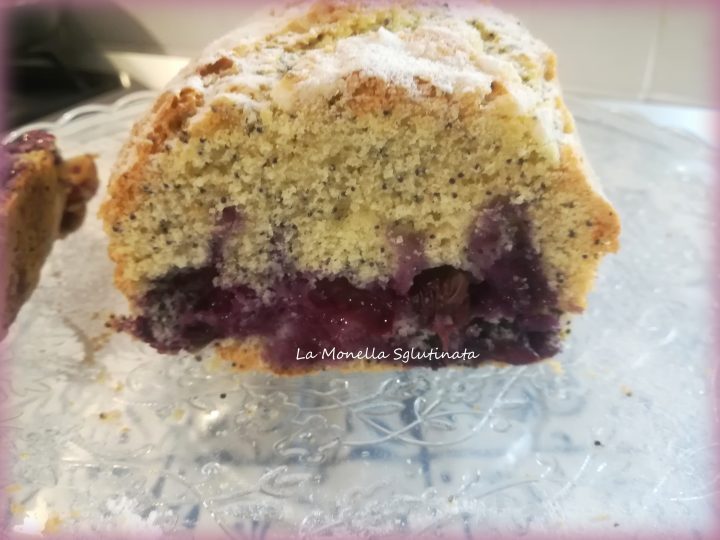 Plumcake con farine naturali e semi di papavero