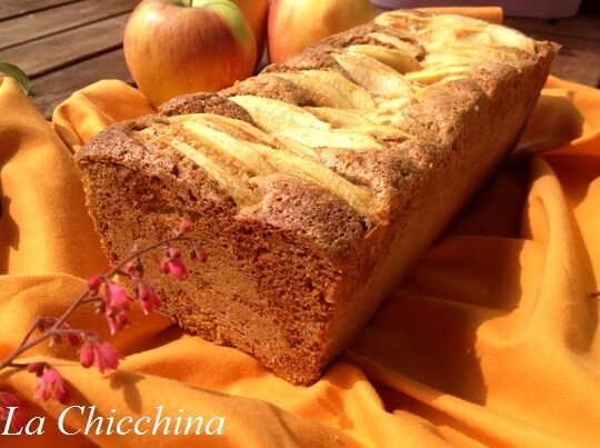 Plumcake con farro e mele