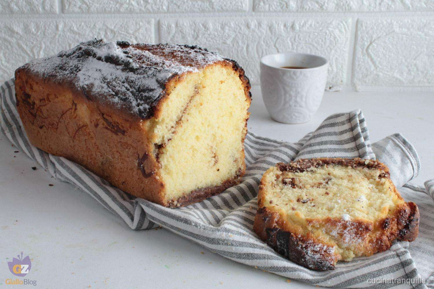 Plumcake con yogurt e cioccolato al latte