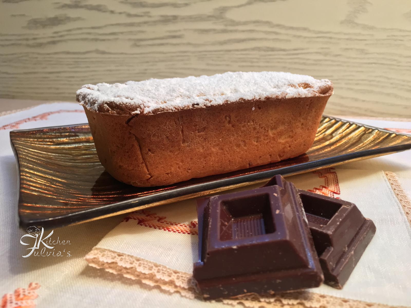 Plumcake cuore di cioccolato con frolla al mais e mandorle