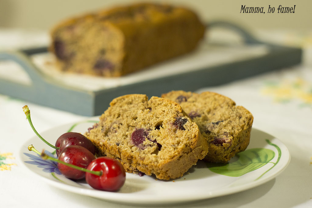 Plumcake integrale alle ciliegie