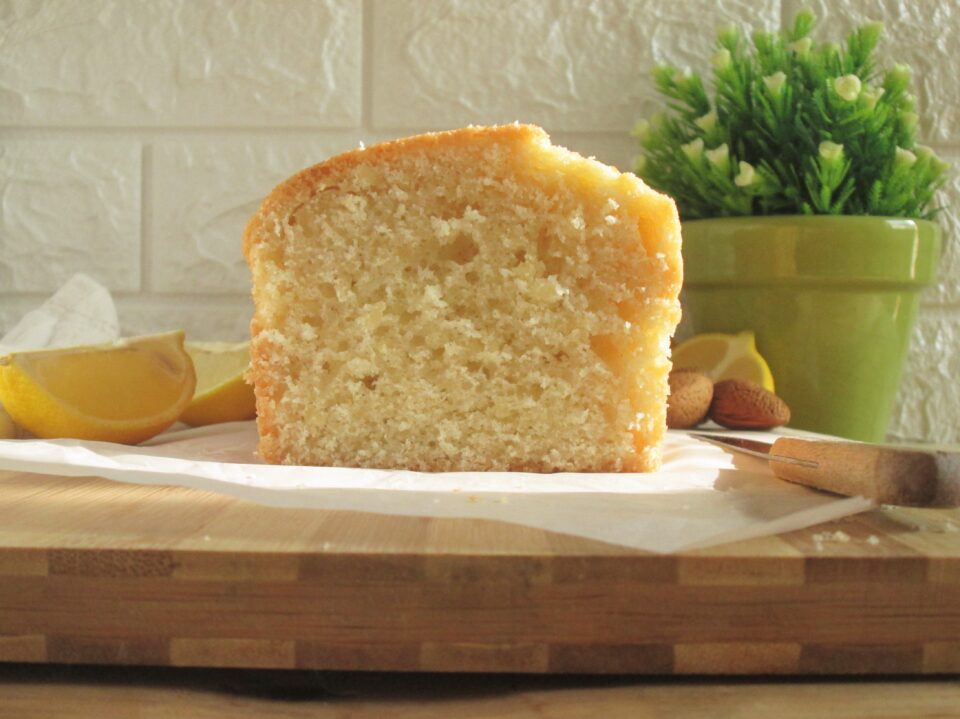 Plumcake limone e mandorle