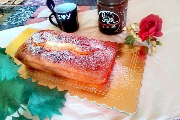 Plumcake mascarpone e crema pan di stelle, ricetta soffice bimby o tradizionale