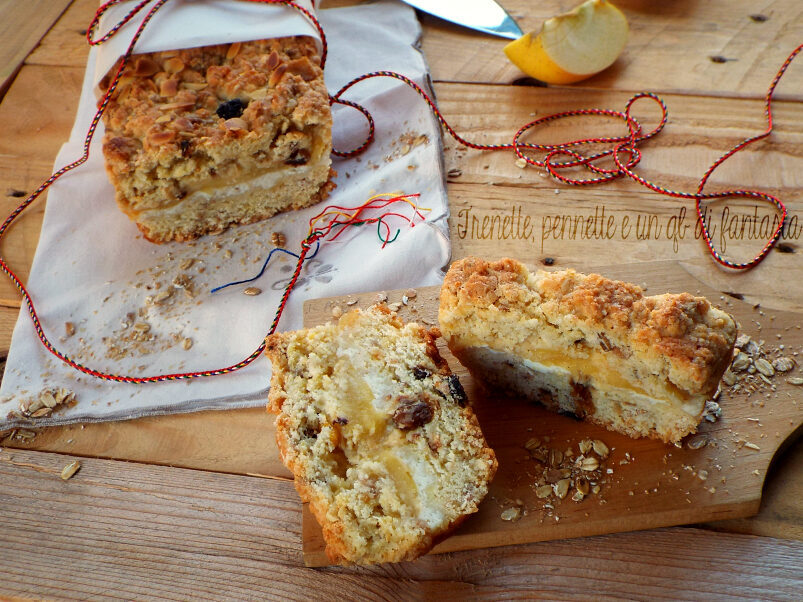 Plumcake sbriciolato al muesli con ricotta e mele