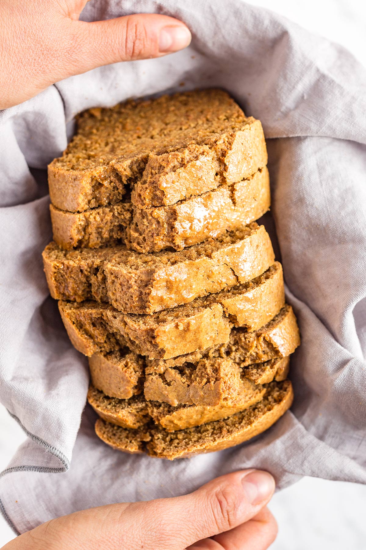 PLUMCAKE VEGAN CAROTE e MANDORLE – con Farro Integrale e Arancia
