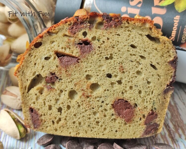Plumcake yogurt e pistacchio fit light proteico e senza zucchero