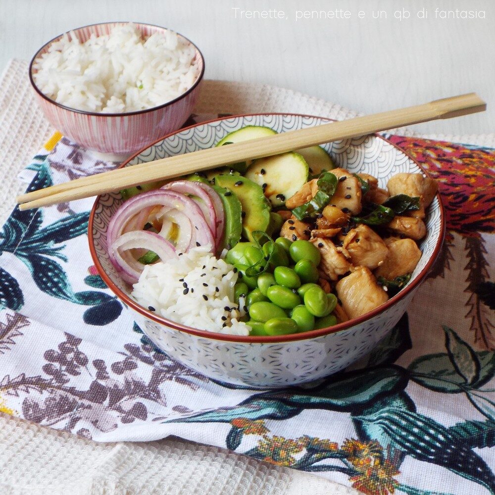 Poke bowl di pollo